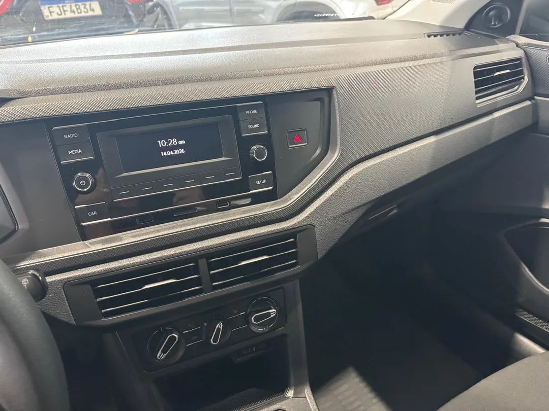vw - volkswagen polo polo track 1.0 flex 12v 5p