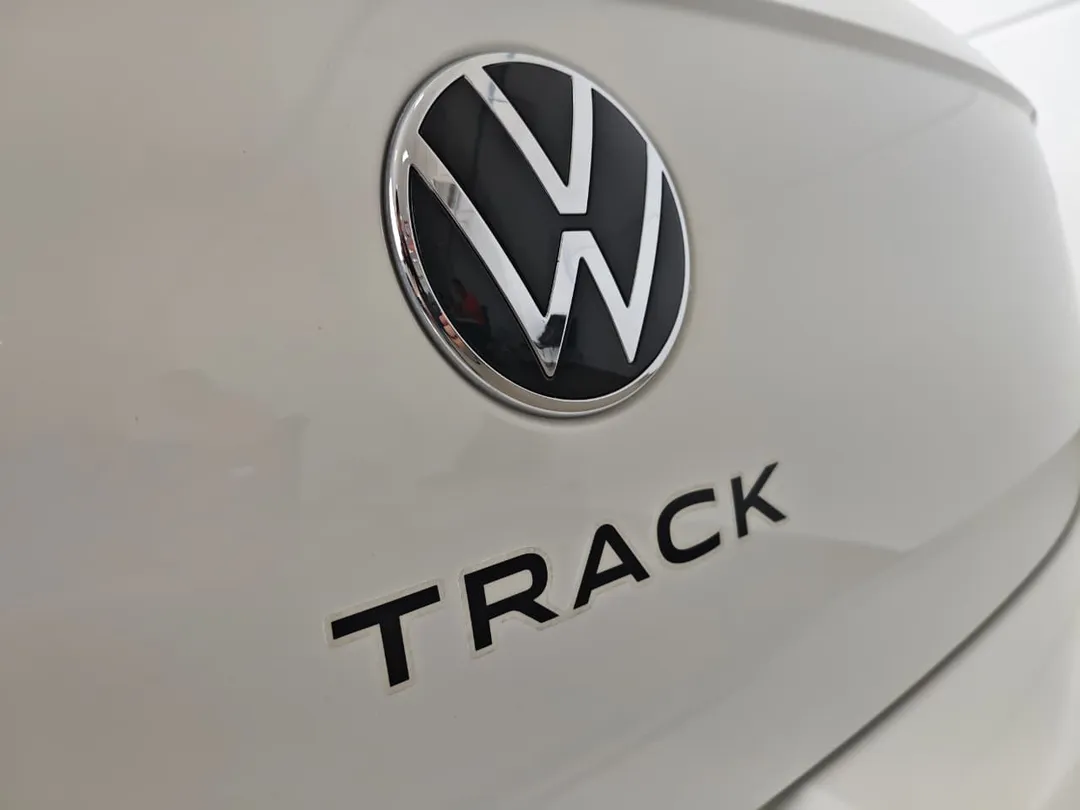 vw - volkswagen polo track 1.0 flex 12v 5p