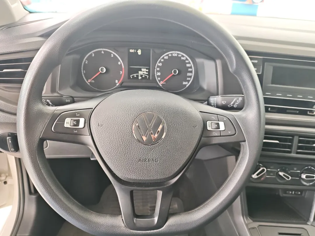 vw - volkswagen polo track 1.0 flex 12v 5p