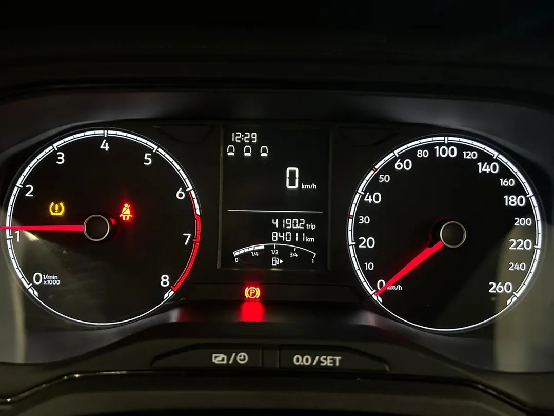 vw - volkswagen polo polo track 1.0 flex 12v 5p