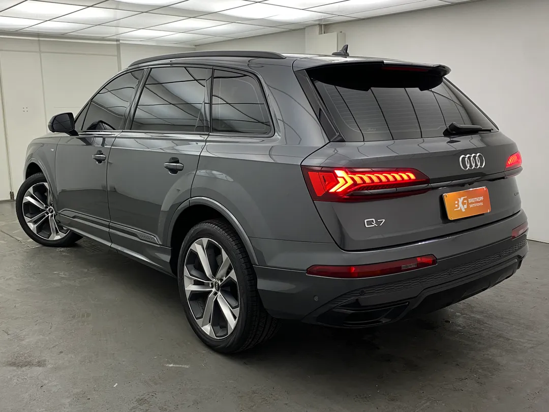 audi q7 q7 3.0 v6 tfsi  quat.tip.5p/ perf.(hib.)