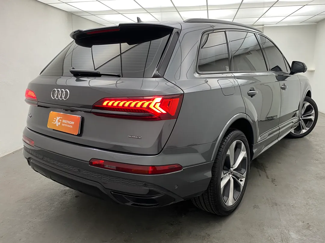audi q7 q7 3.0 v6 tfsi  quat.tip.5p/ perf.(hib.)