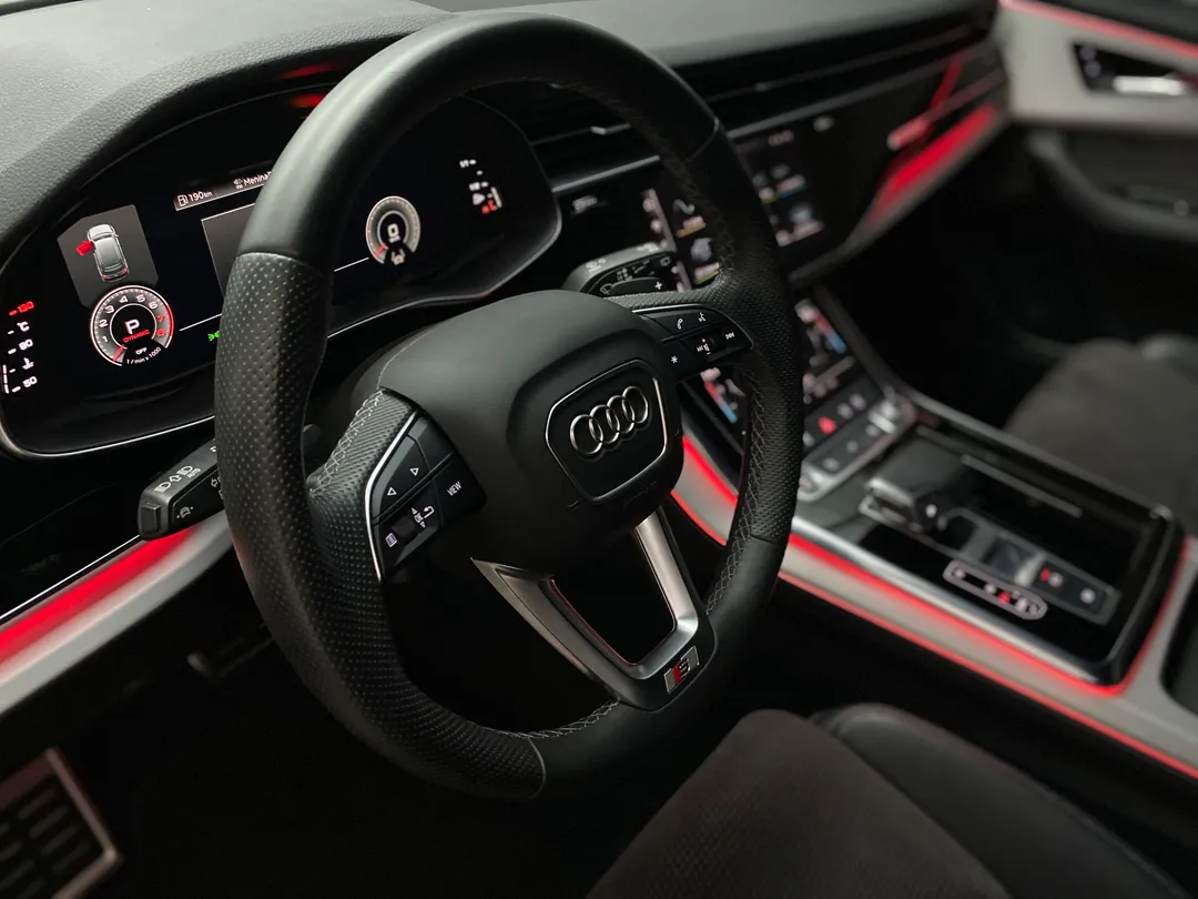 audi q7 q7 3.0 v6 tfsi  quat.tip.5p/ perf.(hib.)