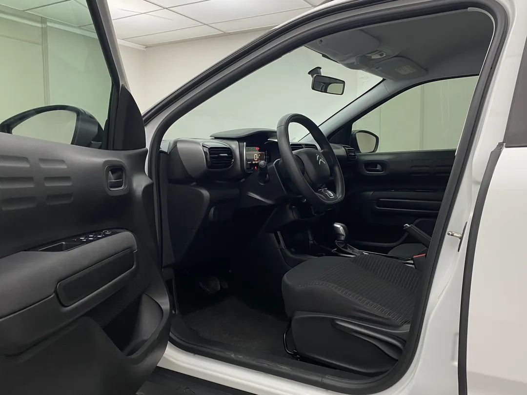 citroën c4 c4 cactus feel bus. 1.6 flex aut.