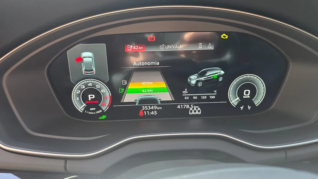 audi q5 q5 perf. black 2.0 tfsie s.tr. qt (hib.)