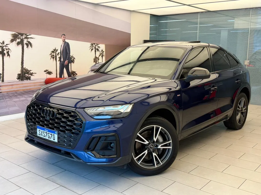 audi q5 q5 sb p black. 2.0 tfsie s.tr. qt (hib.)