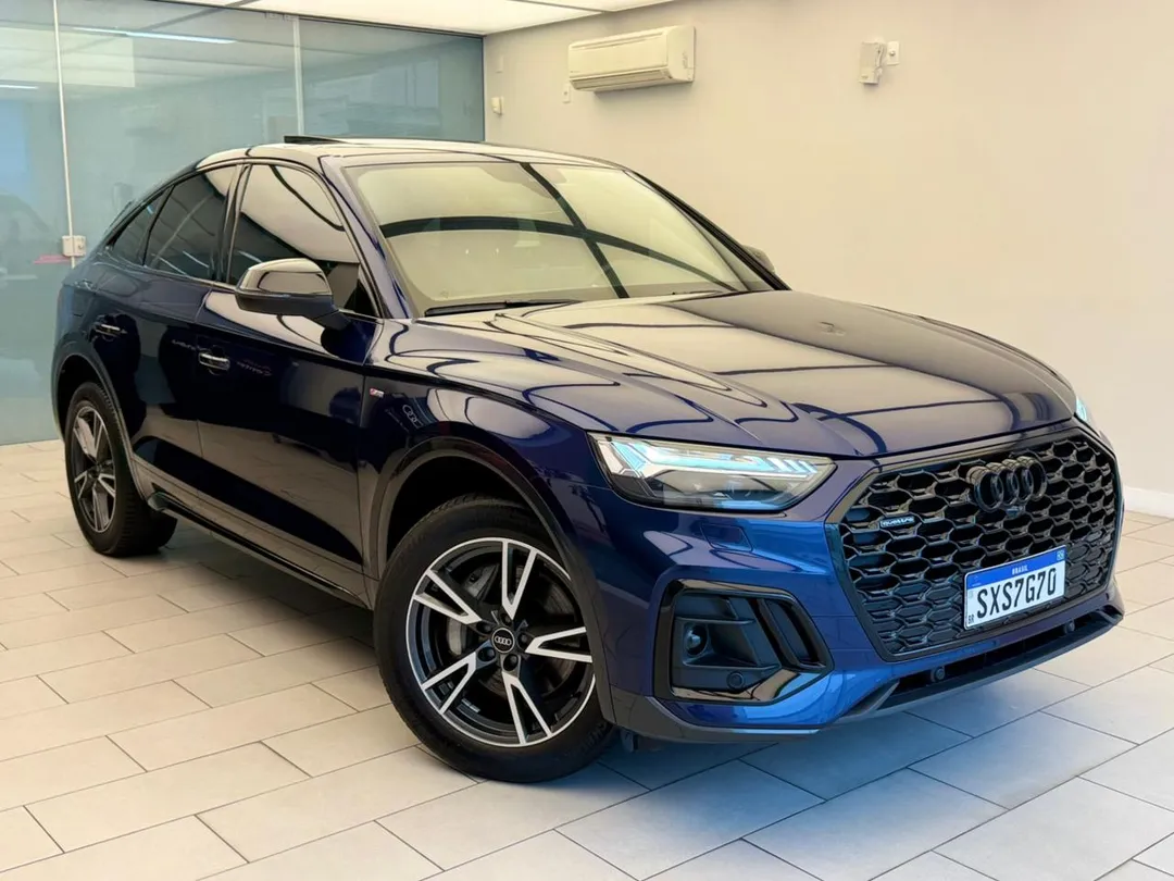 audi q5 q5 sb p black. 2.0 tfsie s.tr. qt (hib.)