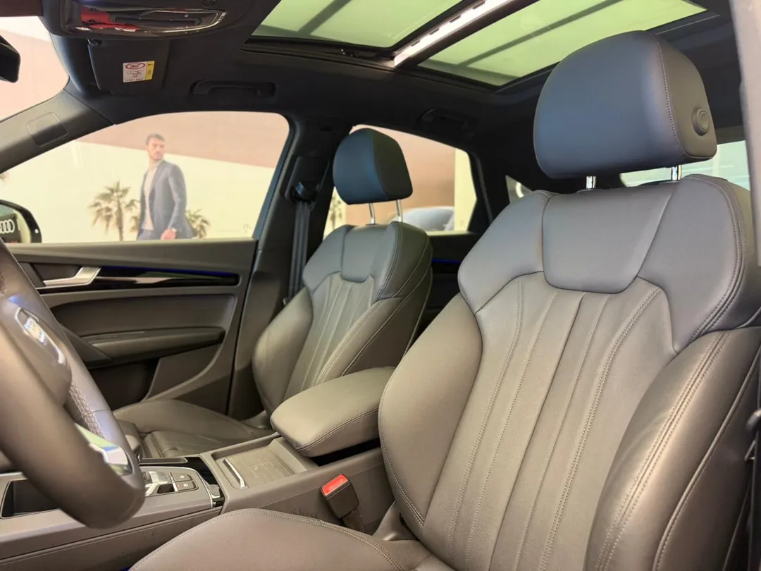 audi q5 q5 sb p black. 2.0 tfsie s.tr. qt (hib.)