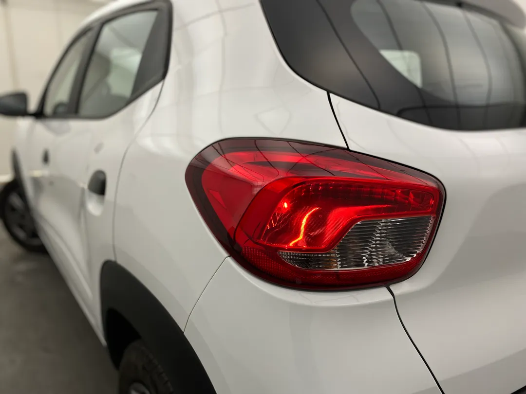 renault kwid kwid zen 1.0 flex 12v 5p mec.