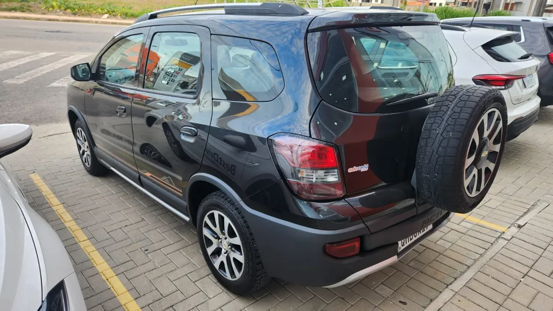 gm - chevrolet spin spin activ 1.8 8v econo. flex 5p mec.