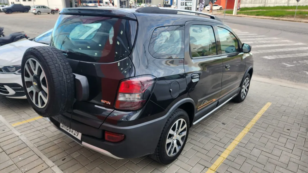 gm - chevrolet spin spin activ 1.8 8v econo. flex 5p mec.