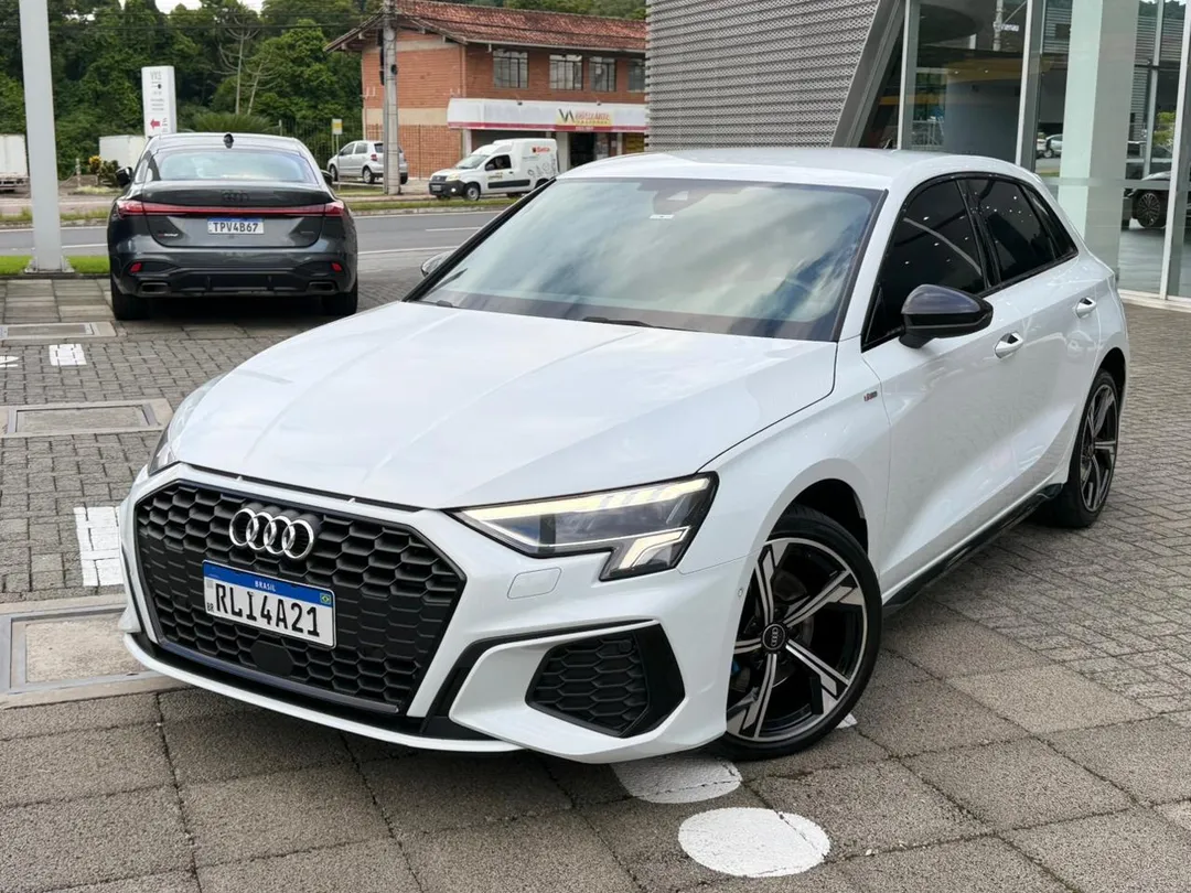 audi a3 a3 sportb. s-line 2.0 tfsi s-tron.(hib.)