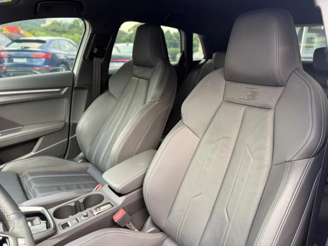 audi a3 a3 sportb. s-line 2.0 tfsi s-tron.(hib.)