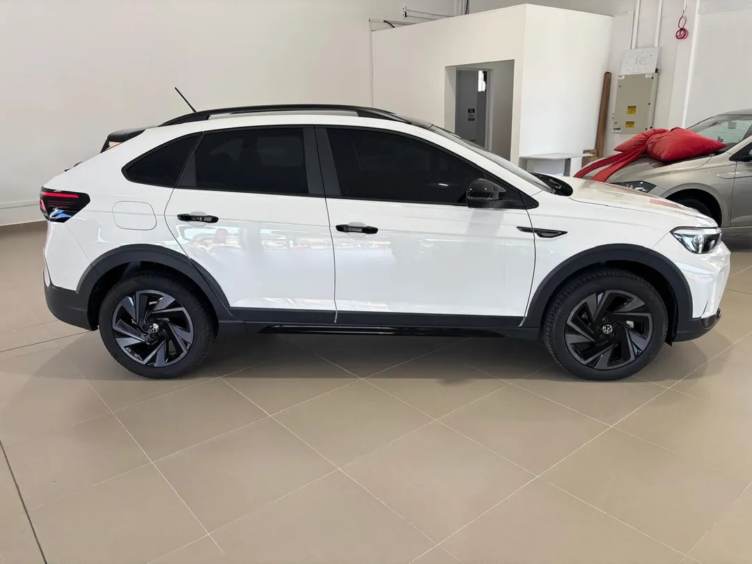 vw - volkswagen nivus nivus highline 1.0 200 tsi flex aut.
