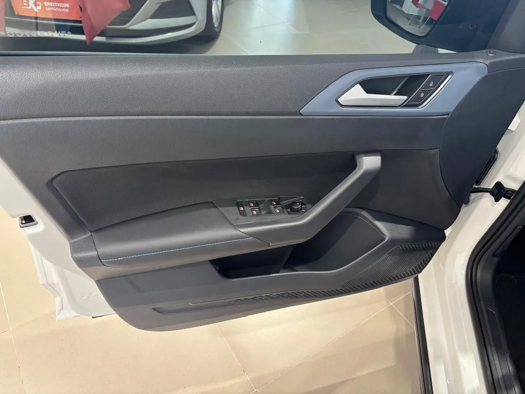 vw - volkswagen nivus nivus highline 1.0 200 tsi flex aut.