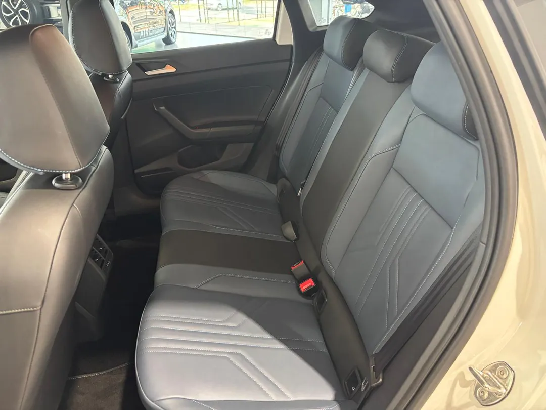 vw - volkswagen nivus nivus highline 1.0 200 tsi flex aut.
