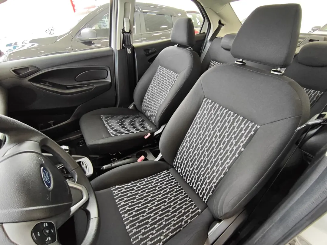 ford ka ka 1.5 sedan se plus 12v flex 4p mec.