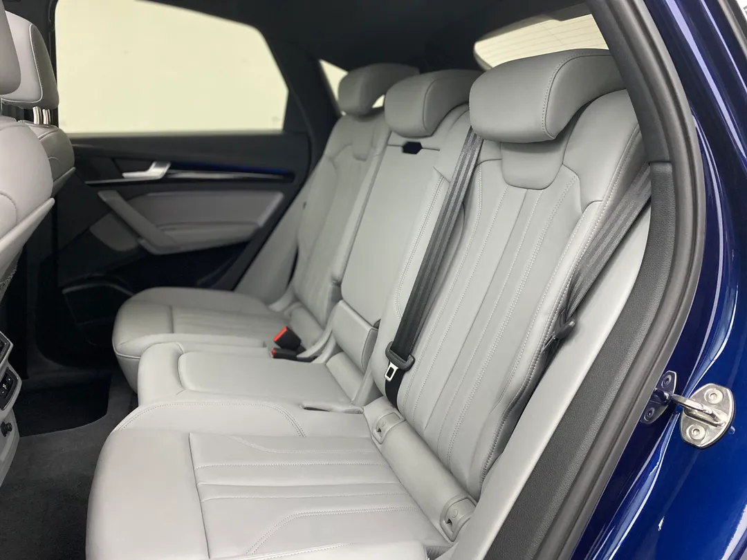 audi q5 q5 sb p black. 2.0 tfsie s.tr. qt (hib.)