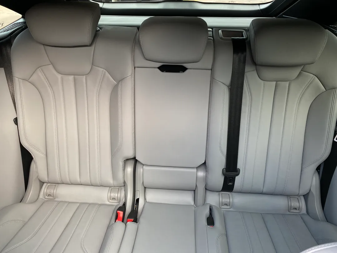 audi q5 q5 sb p black. 2.0 tfsie s.tr. qt (hib.)