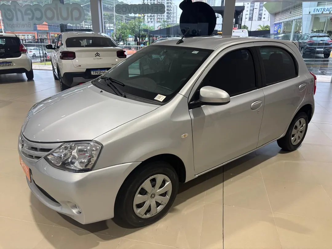 toyota etios etios xs 1.5 flex 16v 5p mec.