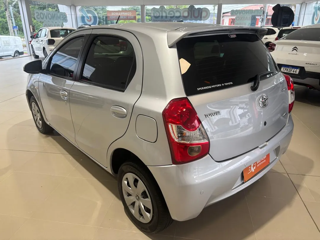toyota etios etios xs 1.5 flex 16v 5p mec.