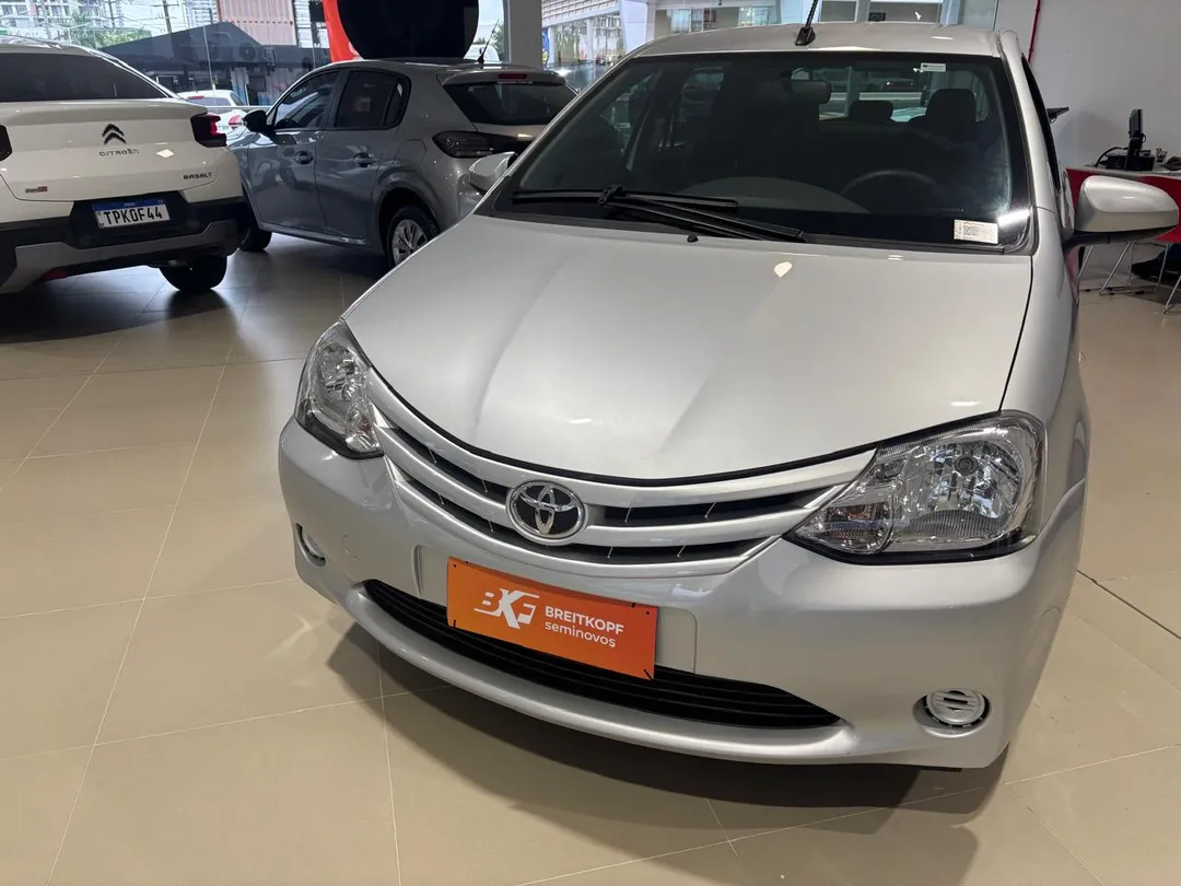 toyota etios etios xs 1.5 flex 16v 5p mec.