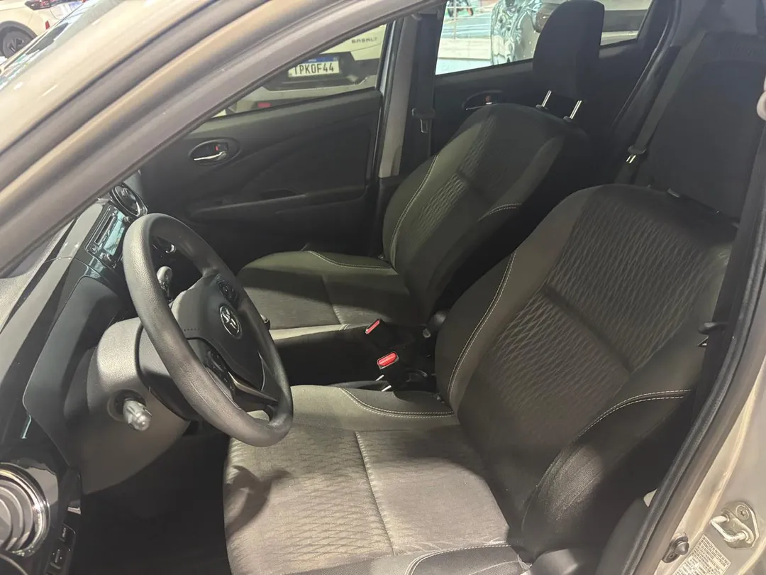 toyota etios etios xs 1.5 flex 16v 5p mec.