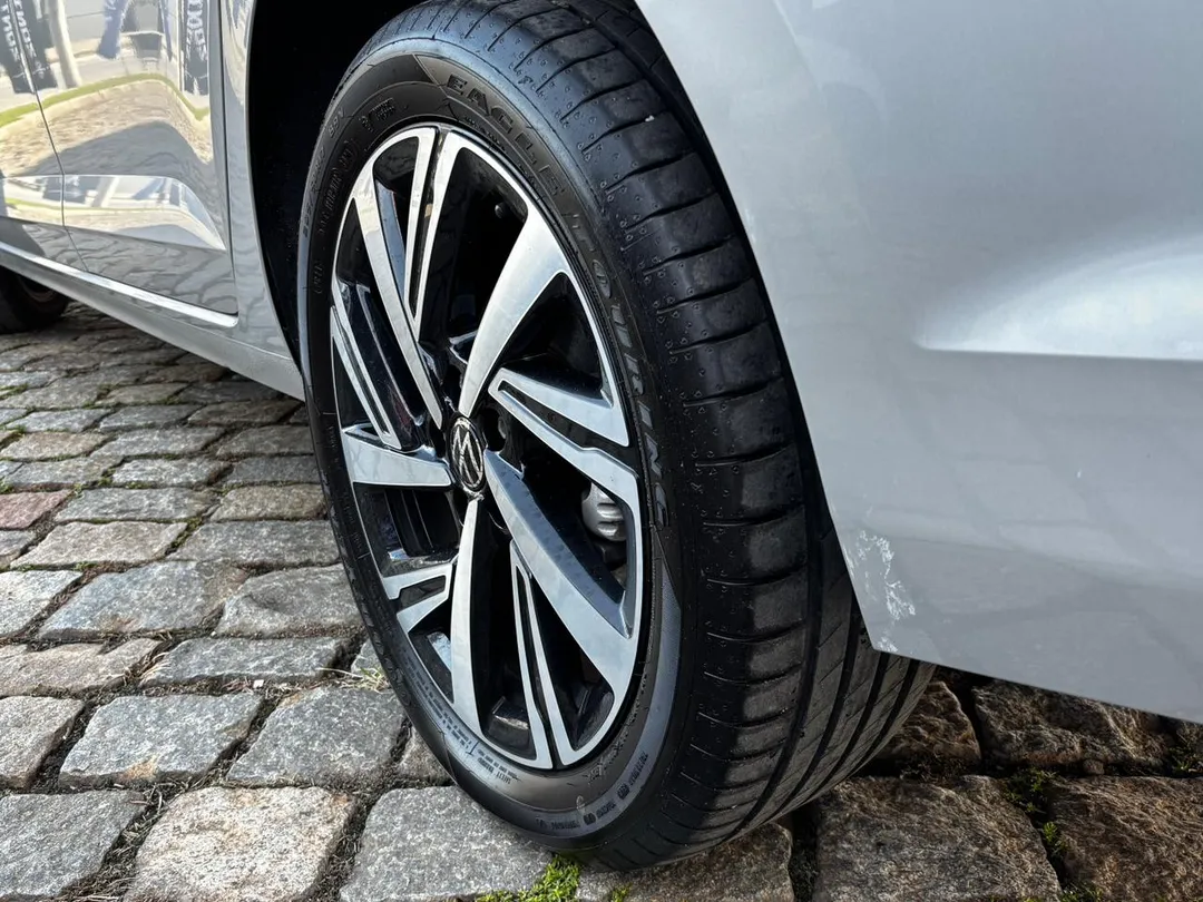 vw - volkswagen virtus virtus highline 200 tsi 1.0 flex 12v aut