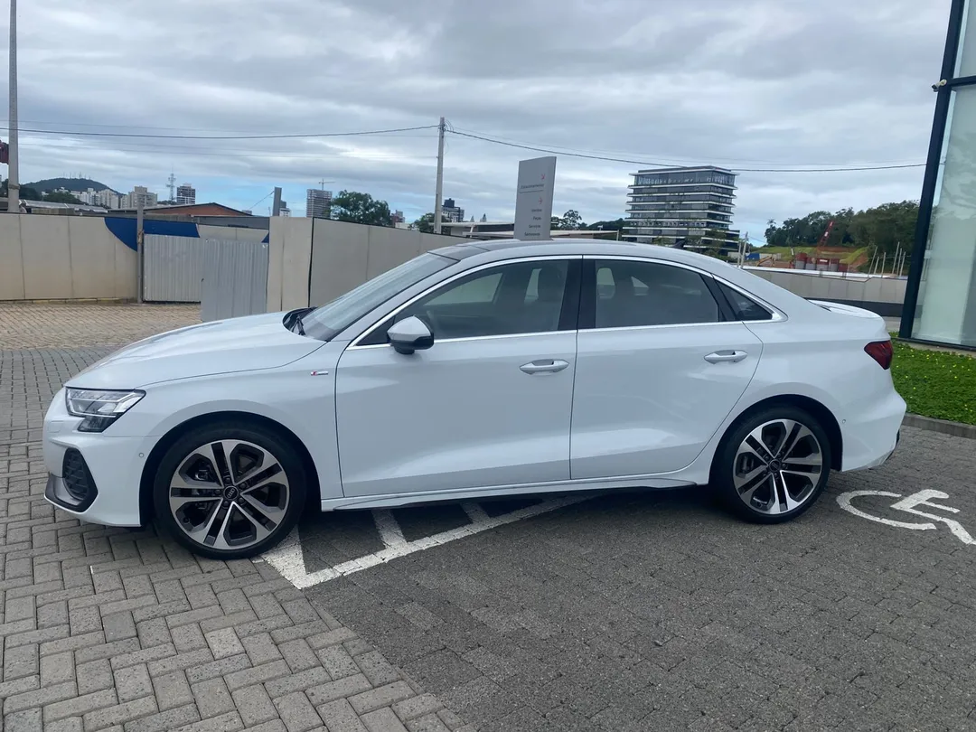 audi a3 a3 sedan performance 2.0 tfsi s-tronic
