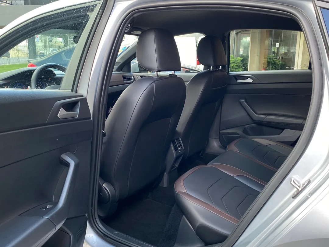 vw - volkswagen virtus virtus highline 200 tsi 1.0 flex 12v aut