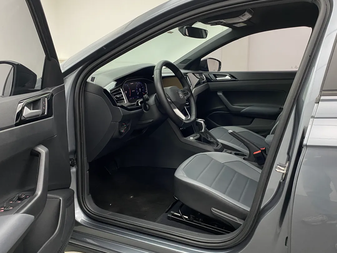 vw - volkswagen nivus nivus highline 1.0 200 tsi flex aut.