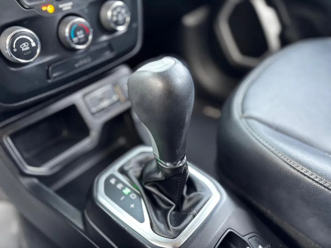 jeep renegade renegade sport 1.8 4x2 flex 16v aut.