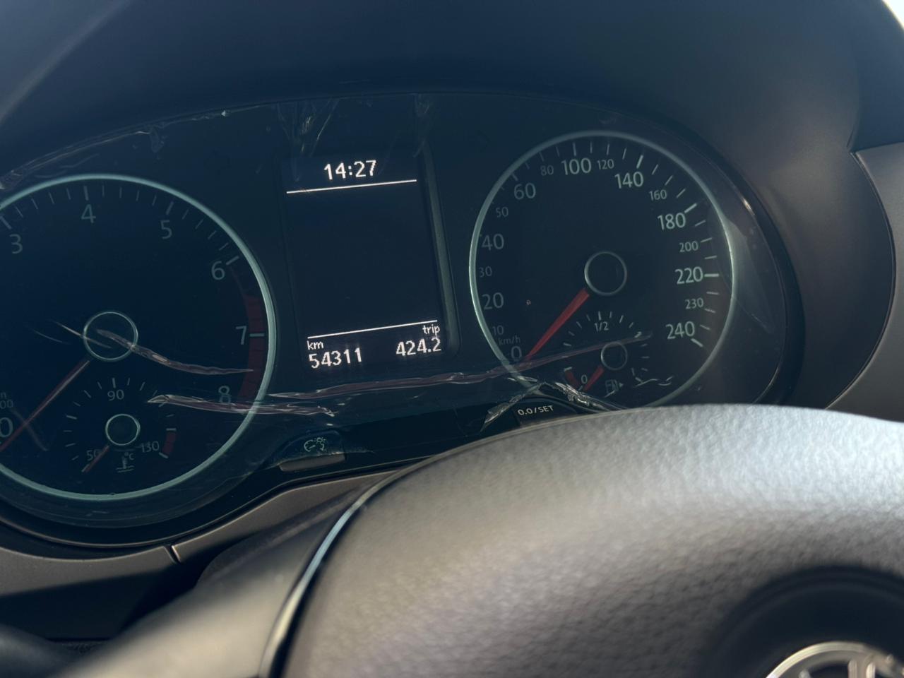 Volkswagen-Fox-Fox Connect 1.6 Flex 8V 5p