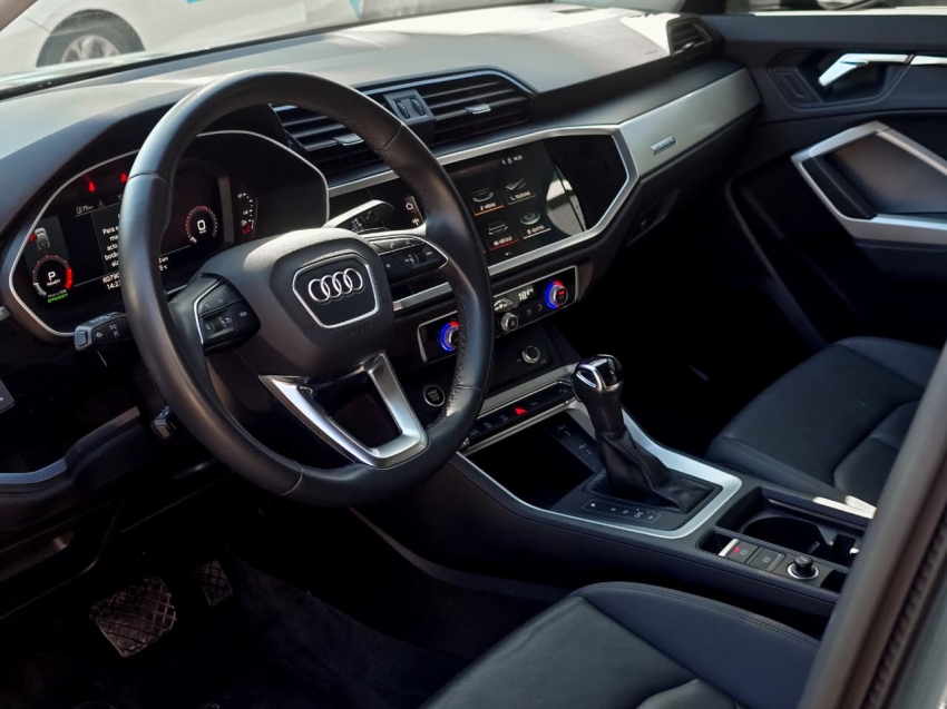 Audi-Q3-2.0 40 TFSI GASOLINA SPORTBACK PERFORMANCE QUATTRO TIPTRONIC