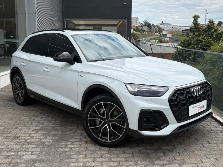 Audi-Q5-2.0 45 TFSI GASOLINA S LINE BLACK QUATTRO S TRONIC