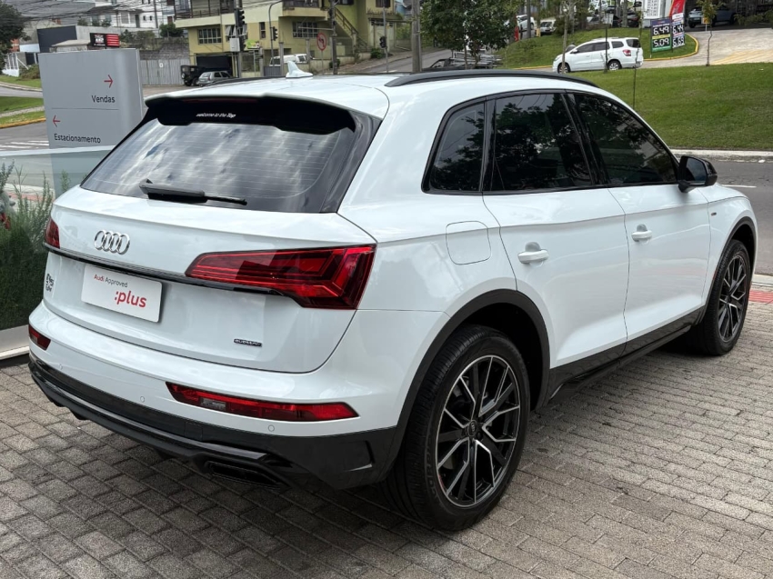 Audi-Q5-2.0 45 TFSI GASOLINA S LINE BLACK QUATTRO S TRONIC