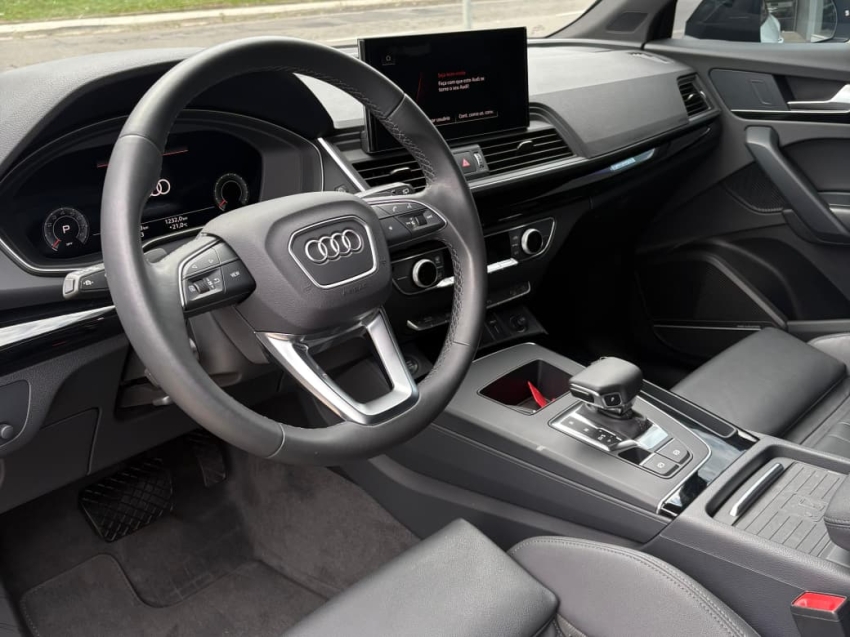 Audi-Q5-2.0 45 TFSI GASOLINA S LINE BLACK QUATTRO S TRONIC