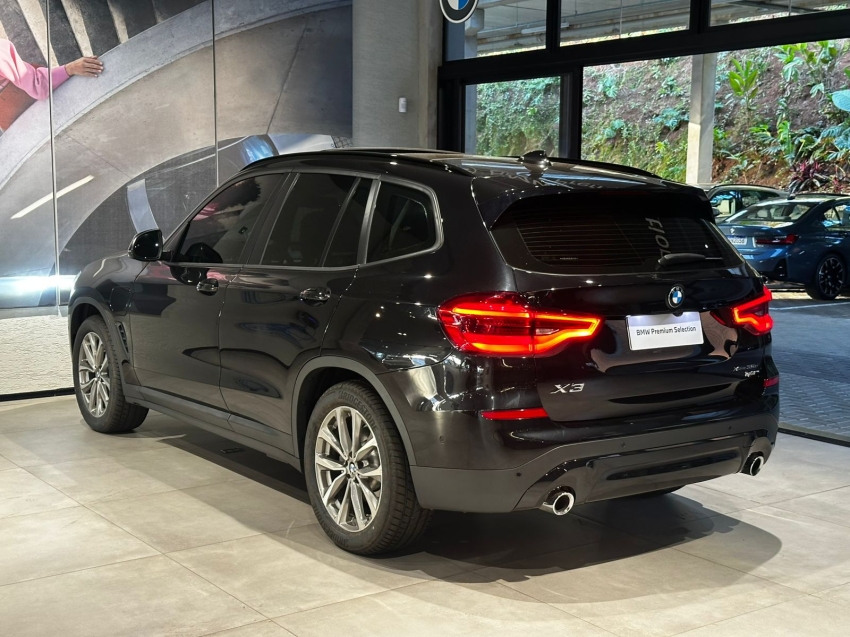 BMW-X3-2.0 16V HÍBRIDO X LINE XDRIVE30E STEPTRONIC