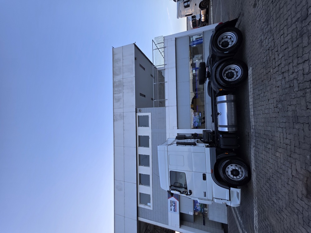 DAF-XF-XF 105 FTS 460 6x2 (diesel)(E5)