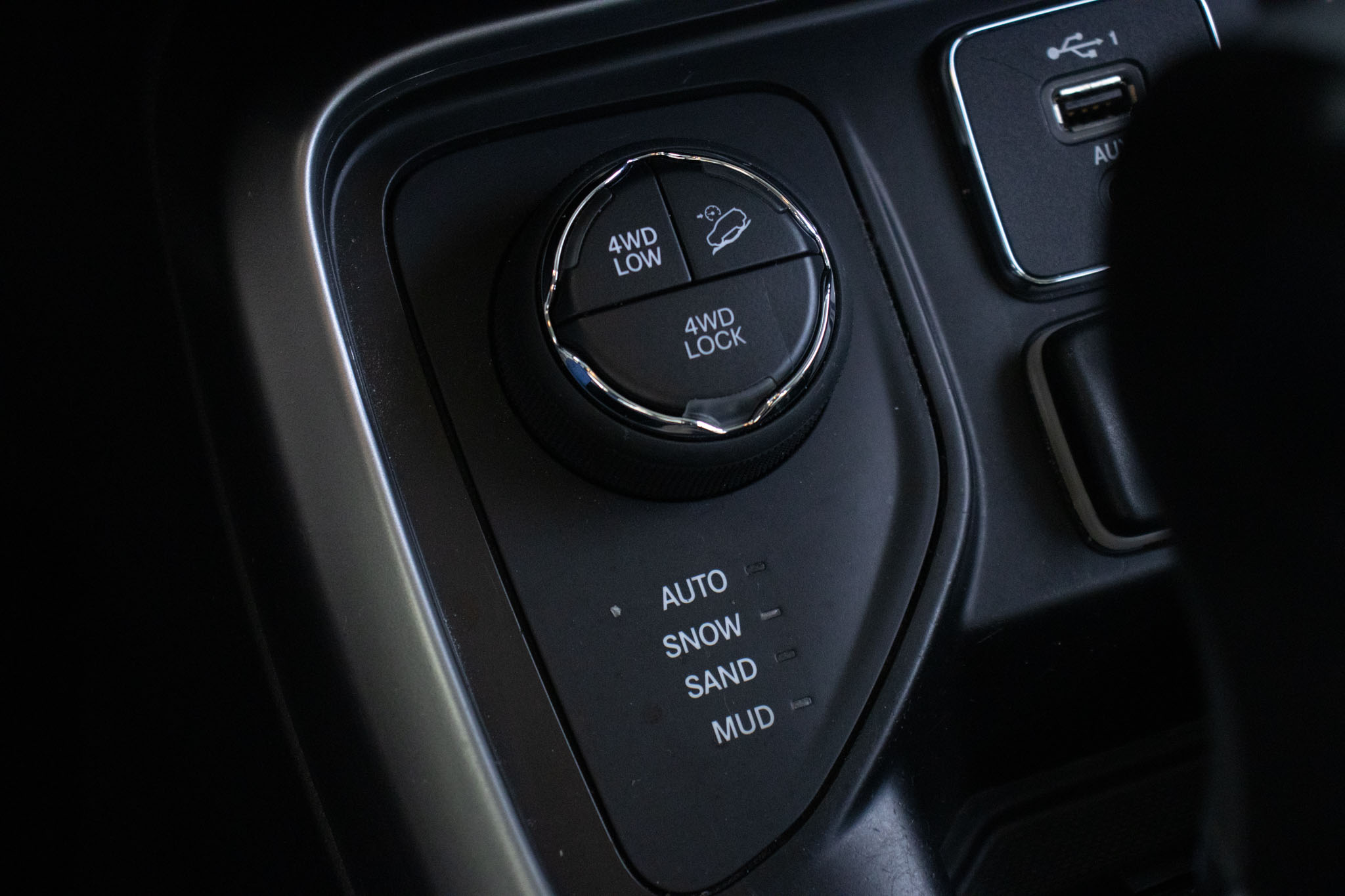 Jeep-COMPASS-COMPASS LONGITUDE 2.0 4x4 Dies. 16V Aut.
