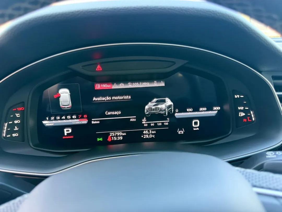 audi q8 q8 perf.black 3.0 tfsi quat. s-tr/(hib.)