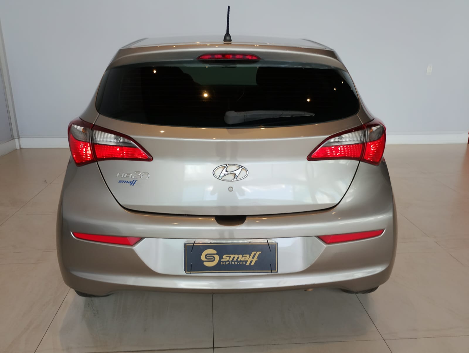 Hyundai-HB20-HB20 Unique 1.0 Flex 12V Mec.