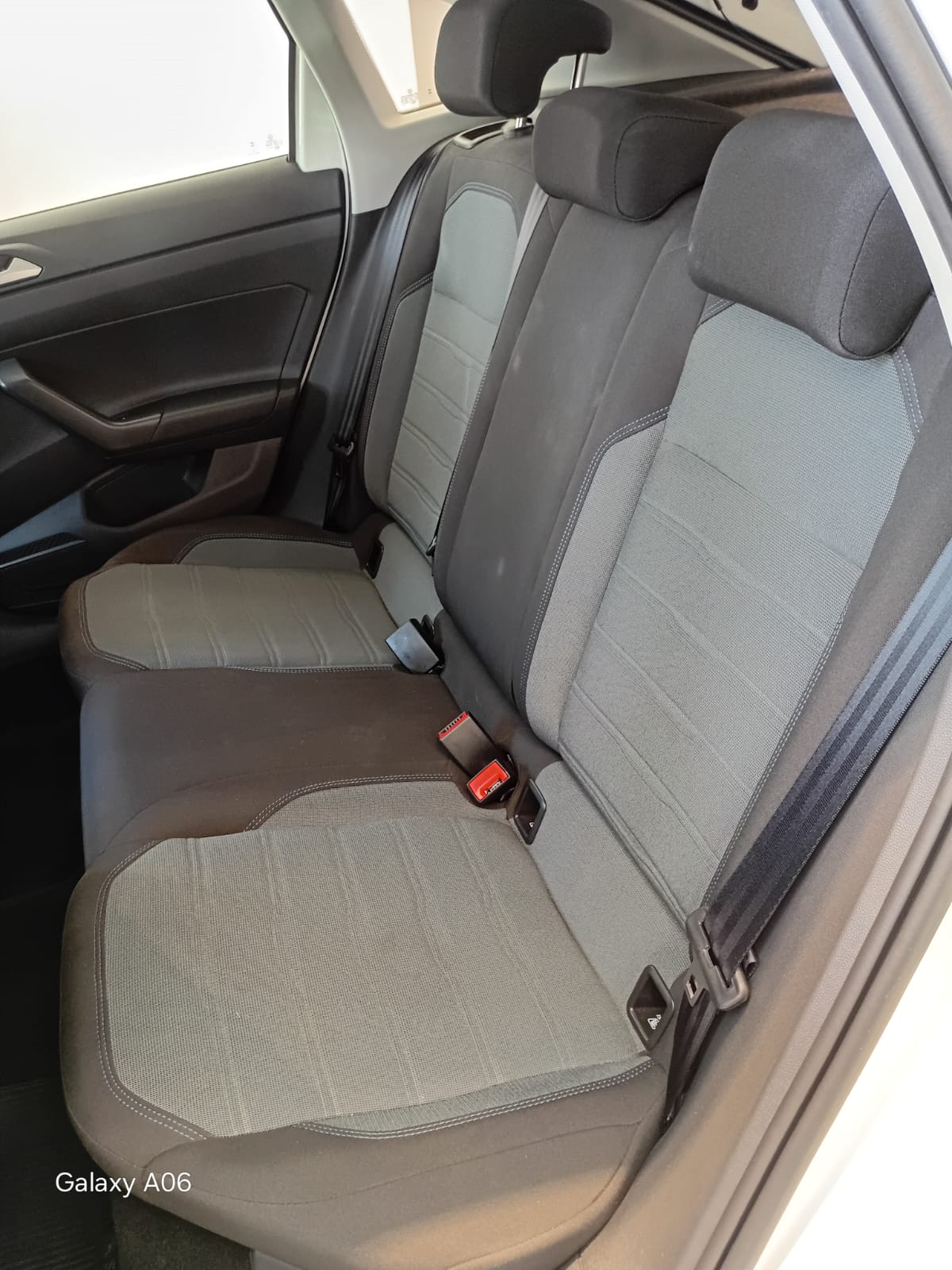 VW - Volkswagen-Nivus-Nivus Comfortline 1.0 200 TSI Flex Aut.
