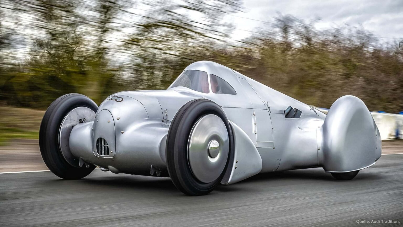 Audi ressuscita o Auto Union Lucca: o carro que bateu recordes a quase 327 km/h na guerra tecnológica com a Mercedes