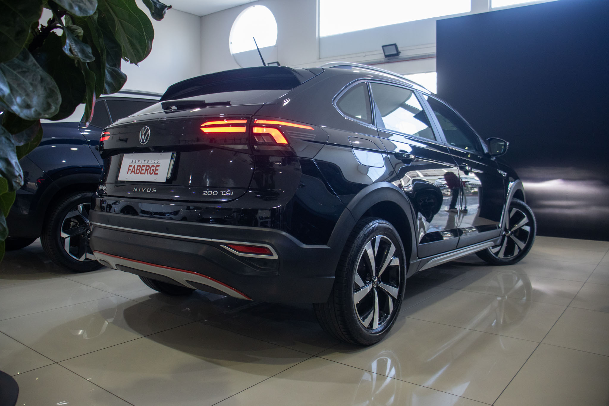 Volkswagen-Nivus-Nivus Highline 1.0 200 TSI Flex Aut.