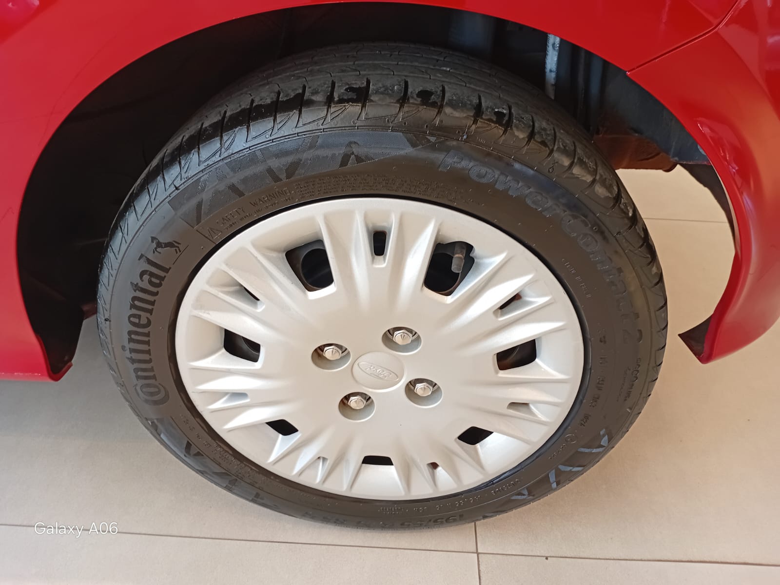 Ford-KA-Ka 1.0 SE/SE Plus TiVCT Flex 5p