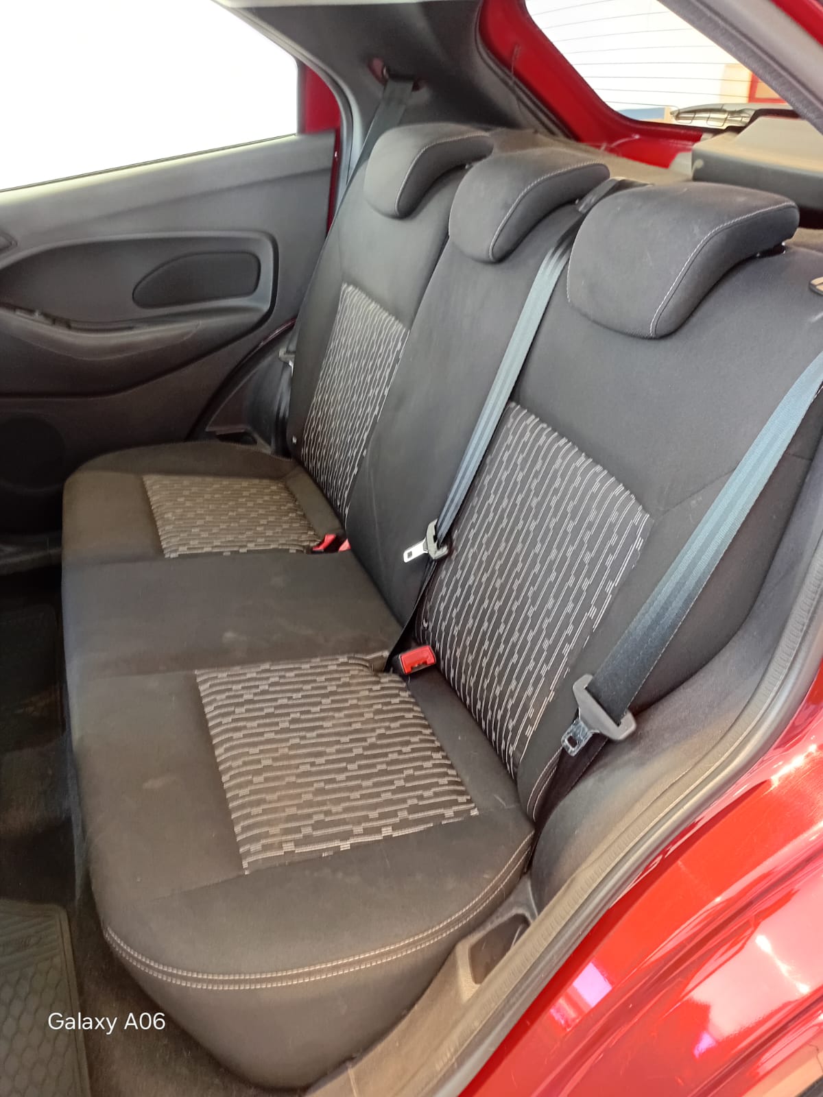 Ford-KA-Ka 1.0 SE/SE Plus TiVCT Flex 5p