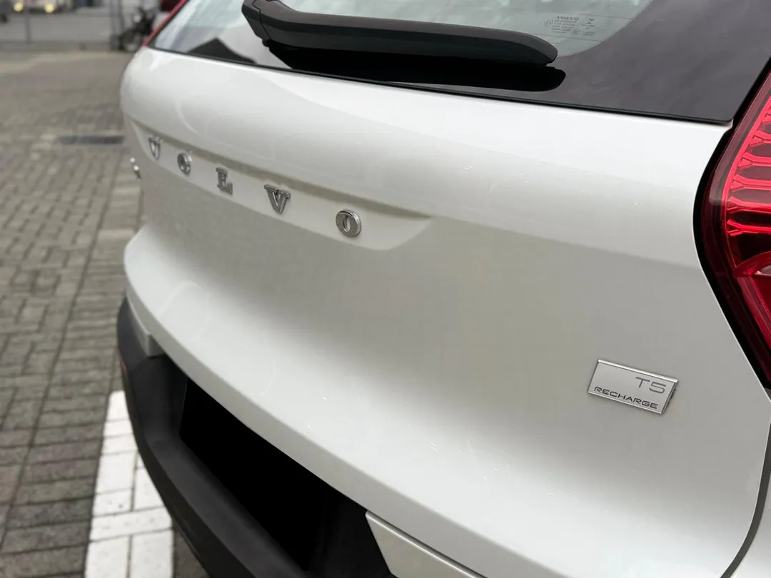 volvo xc xc 40 t-5 r-design 1.5 fwd (hibrido)