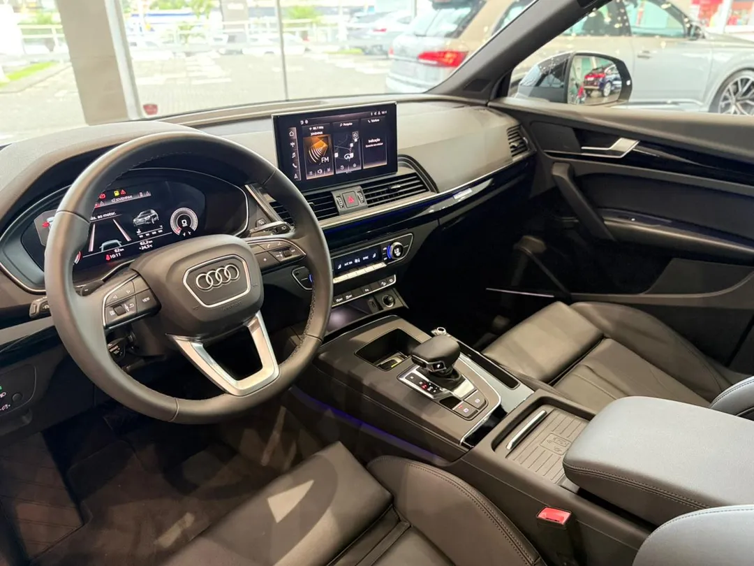 audi q5 q5 s-line black 2.0 tfsi quat. s-tronic