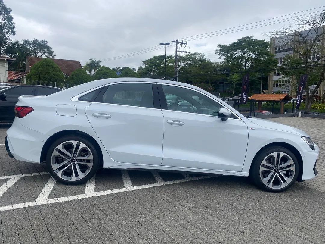 audi a3 a3 sedan performance 2.0 tfsi s-tronic